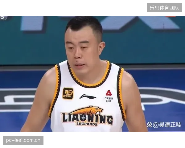 传统强队辽宁本赛季表现挣扎，阵容老化问题暴露无遗。